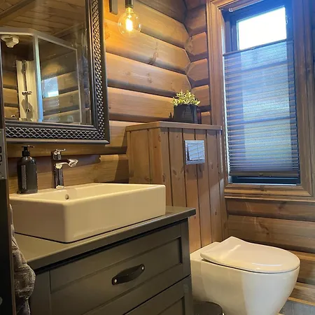 Fjellhytte Med 4 Soverom, Sauna, Peis Og Terrasse Beitostolen