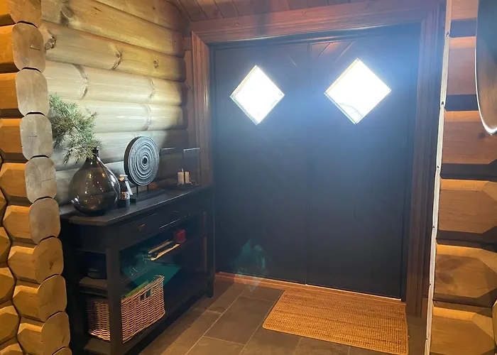 Fjellhytte Med 4 Soverom, Sauna, Peis Og Terrasse بيت للعطل *